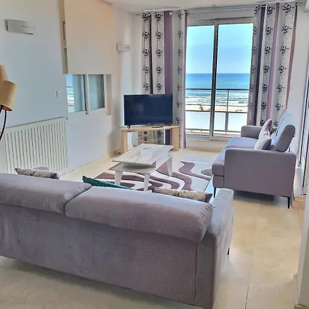 Magnifique En Front De Apartment