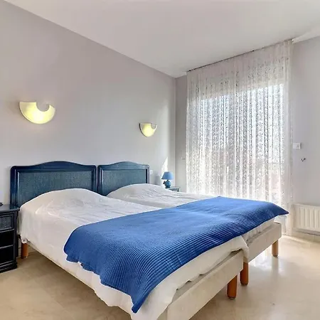Magnifique En Front De Apartment