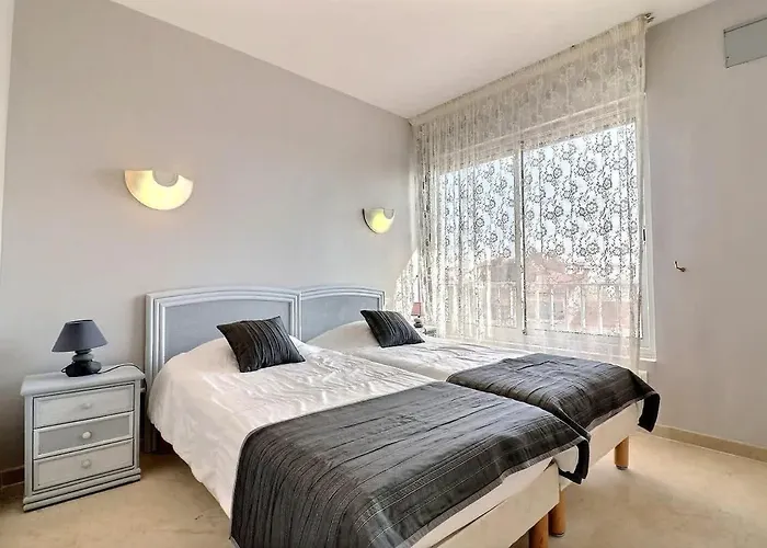 Magnifique En Front De